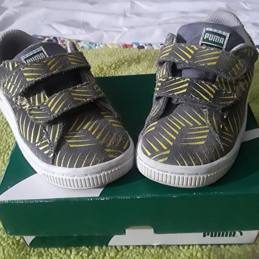 Puma sneakers